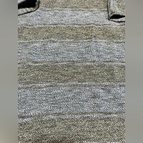 Faherty Men’s Sweater Size XLG Blue/Gray Stripe - Picture 4 of 6